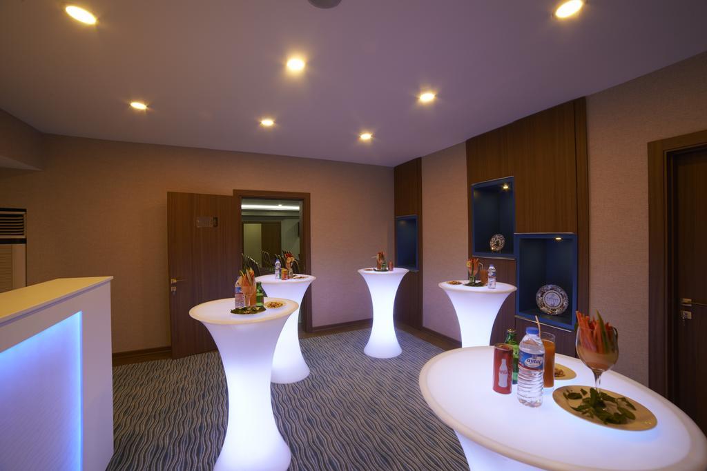 Saffron Otel