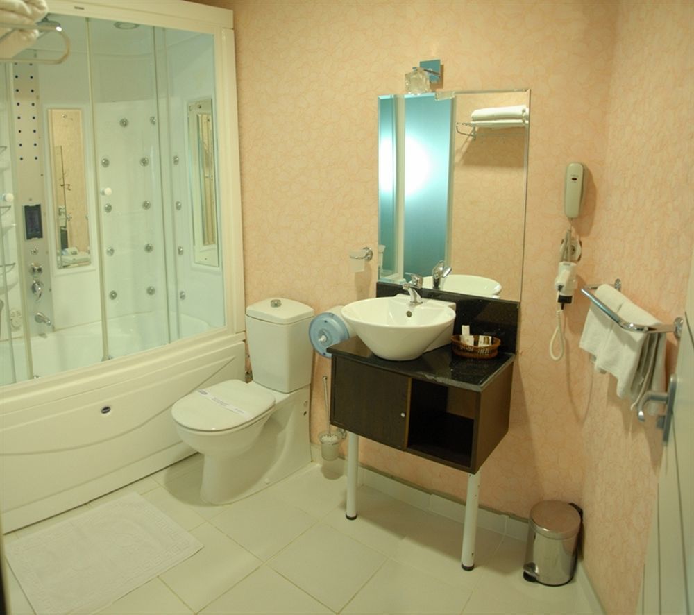 Saffron Otel